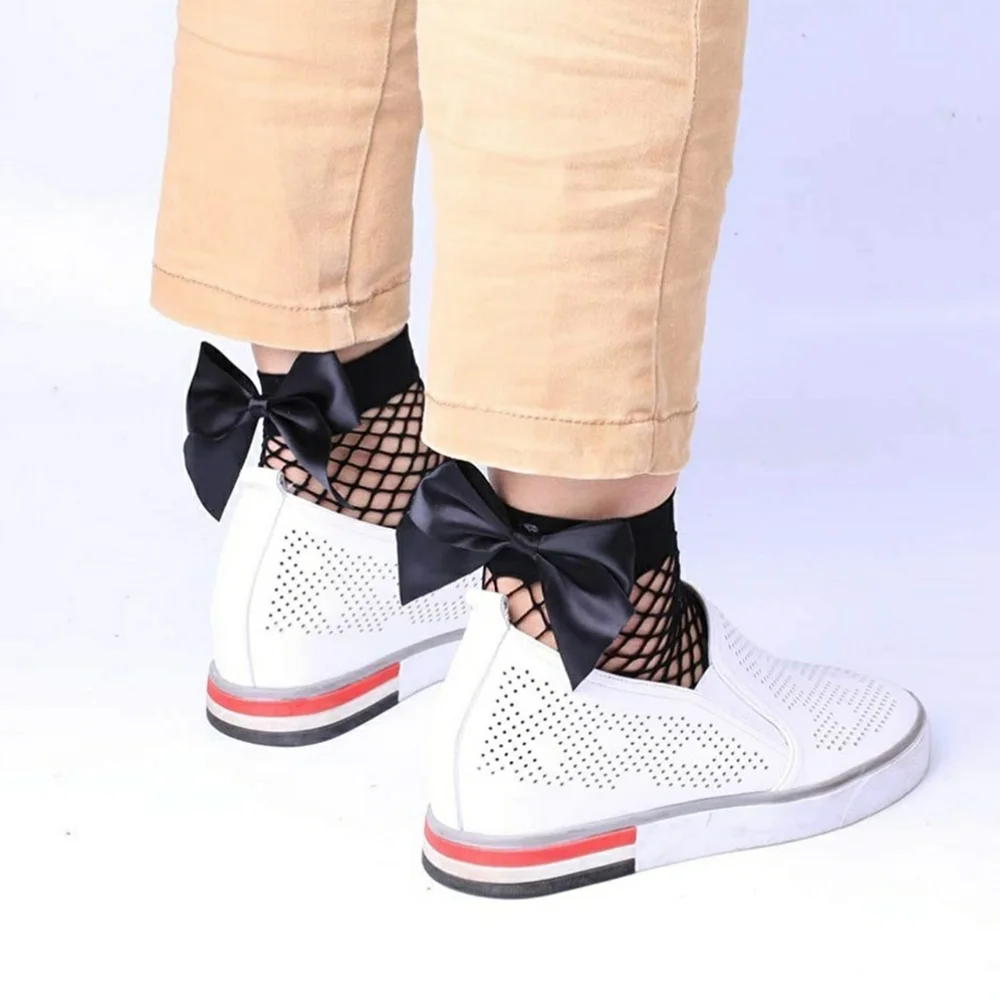 NWT Fashion Fishnet Ankle Socks
